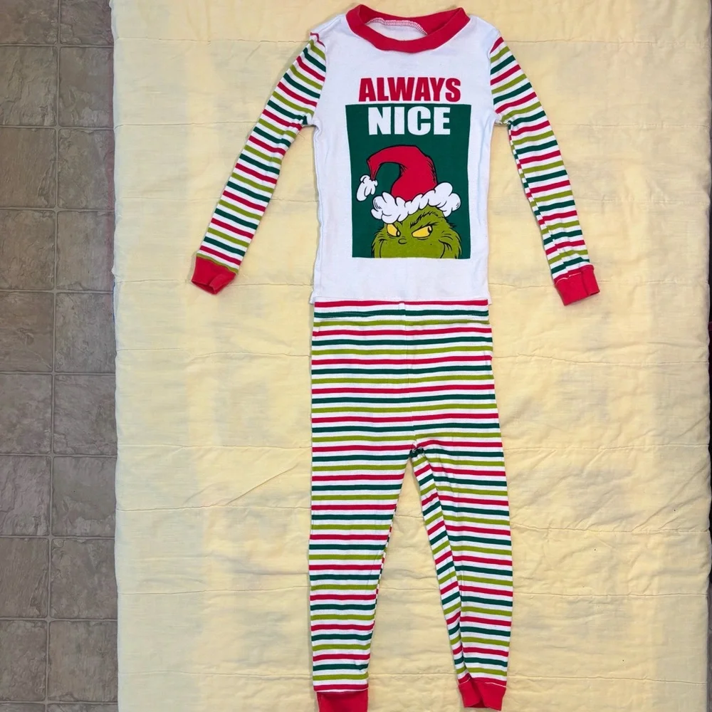 Kids PJ Bundle, 4T, Grinch Stripe Pajama Set & Fall PJs & Pumpkins Red Truck Set - Picture 9 of 16